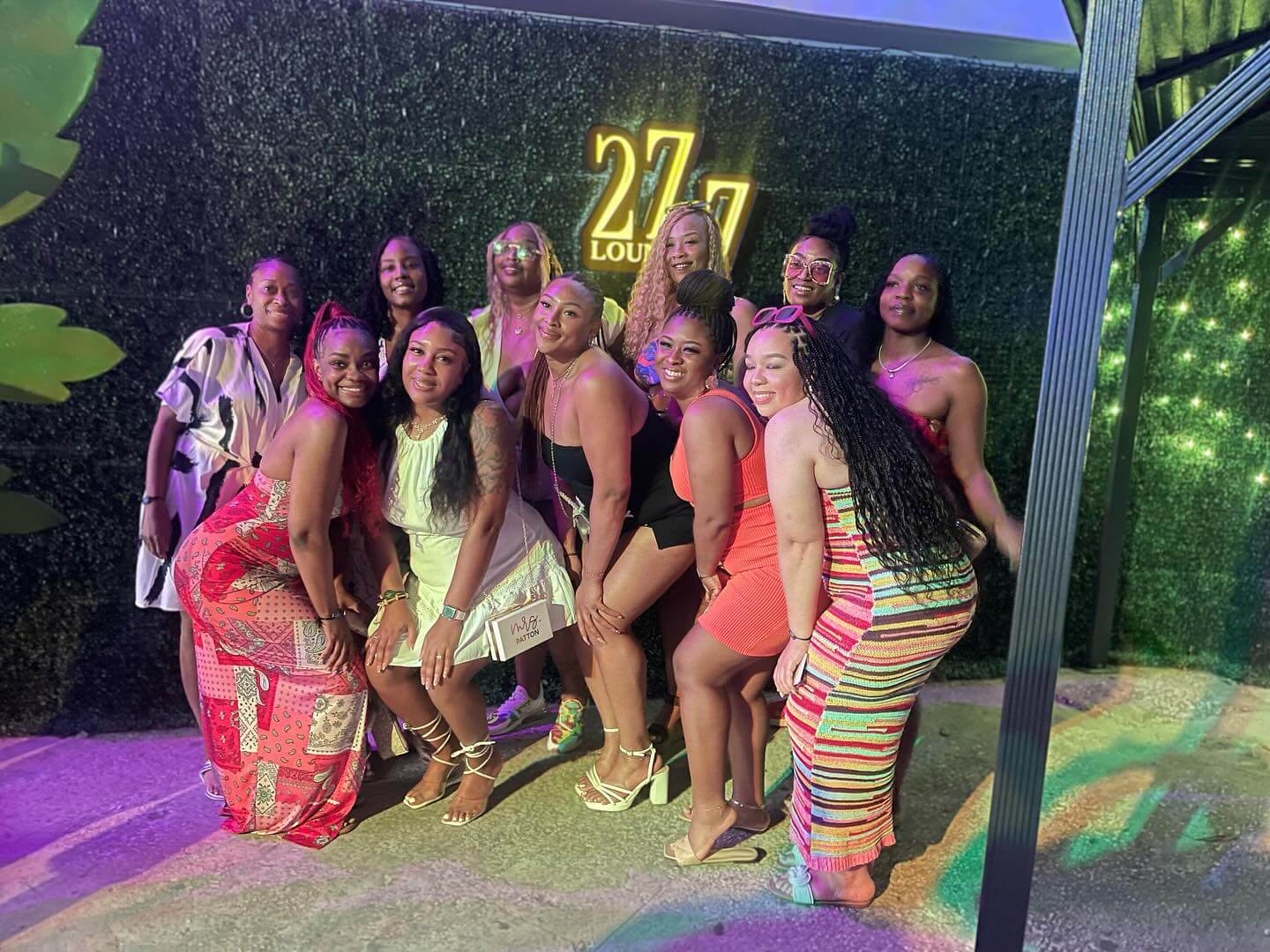 Lounge 27/27 Nightlife Tour