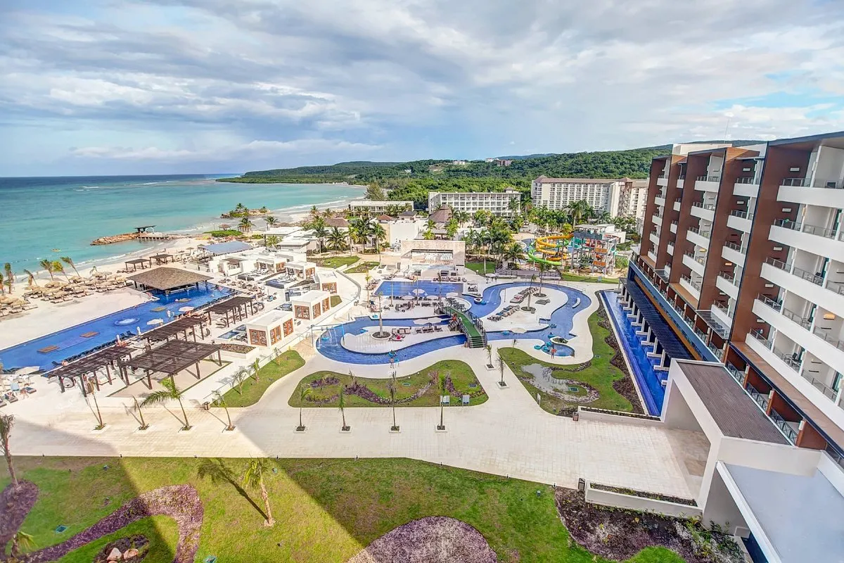 Royalton Blue Waters Resort Transfer
