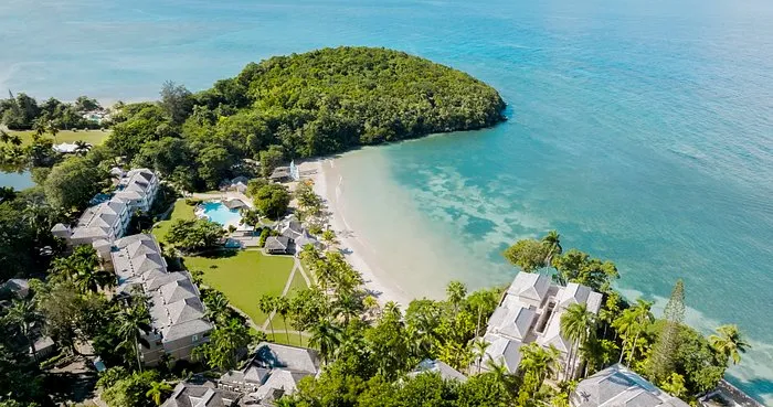 Couples Sans Souci Transfer
